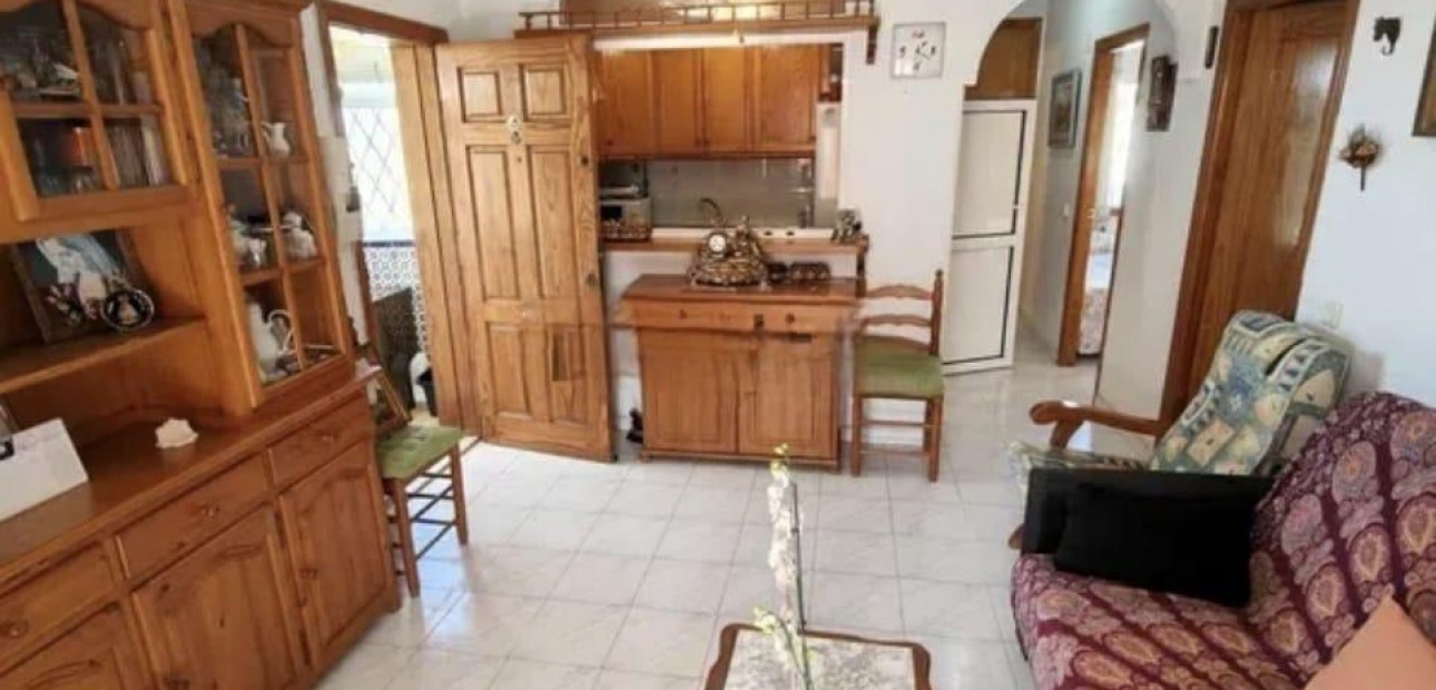 Herverkoop - Terraced house -
Torrevieja - Torreblanca