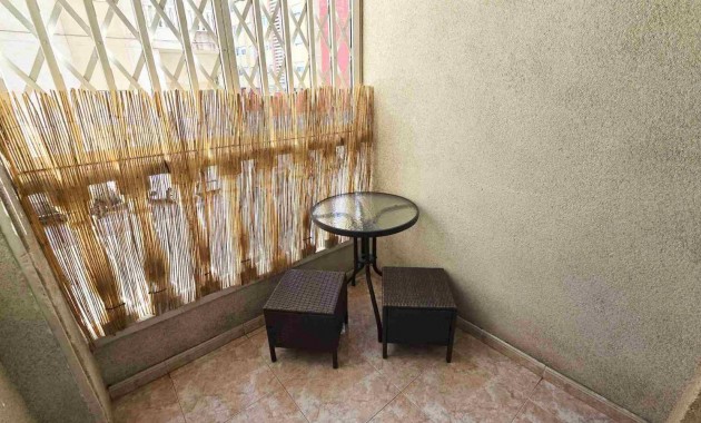 Venta - Apartamento / piso -
Torrevieja - Estacion de autobuses