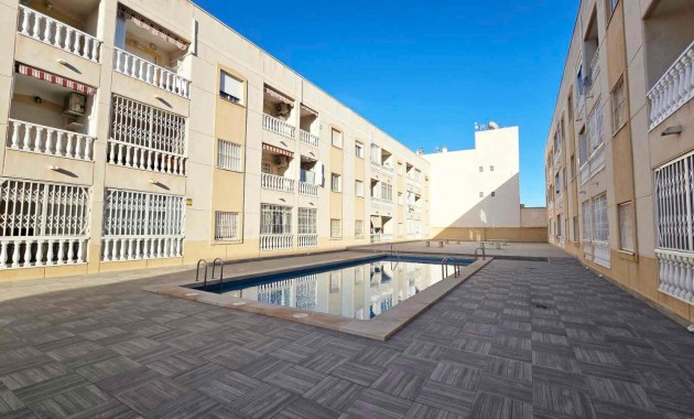 Venta - Apartamento / piso -
Torrevieja - Estacion de autobuses