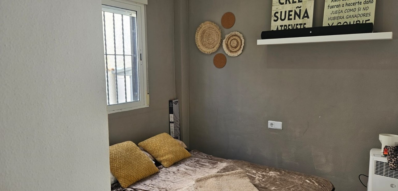 Sale - Detached Villa -
Benijofar