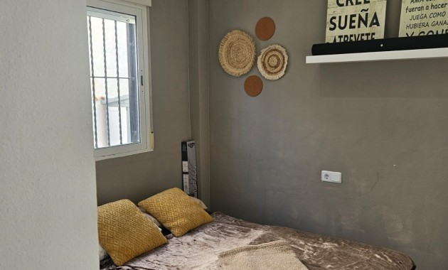 Sale - Detached Villa -
Benijofar