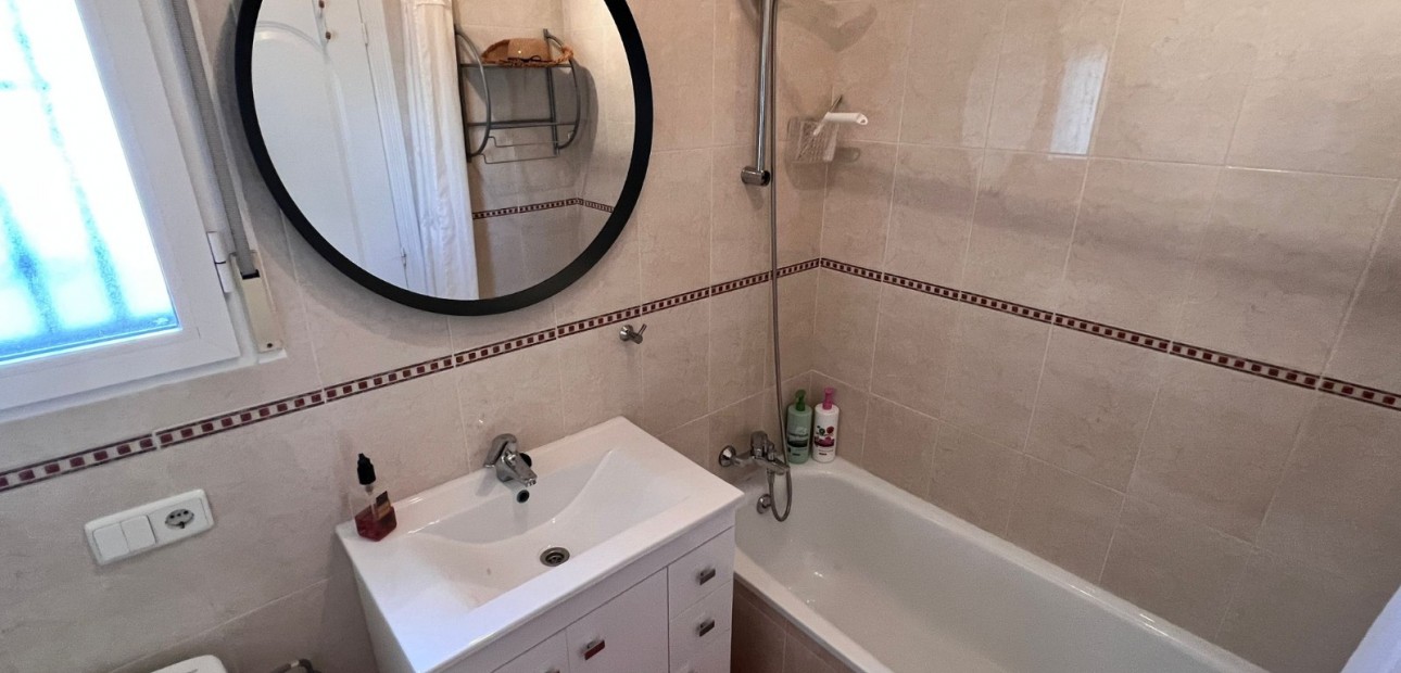 Sale - Detached Villa -
Benijofar