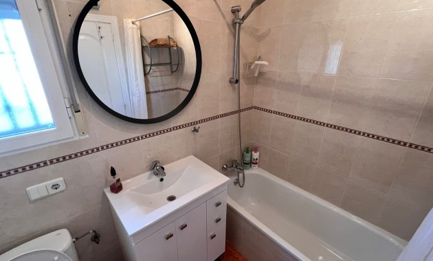 Sale - Detached Villa -
Benijofar