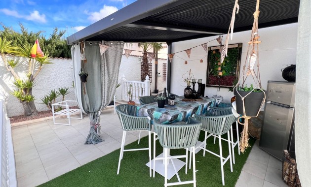 Sale - Detached Villa -
Benijofar
