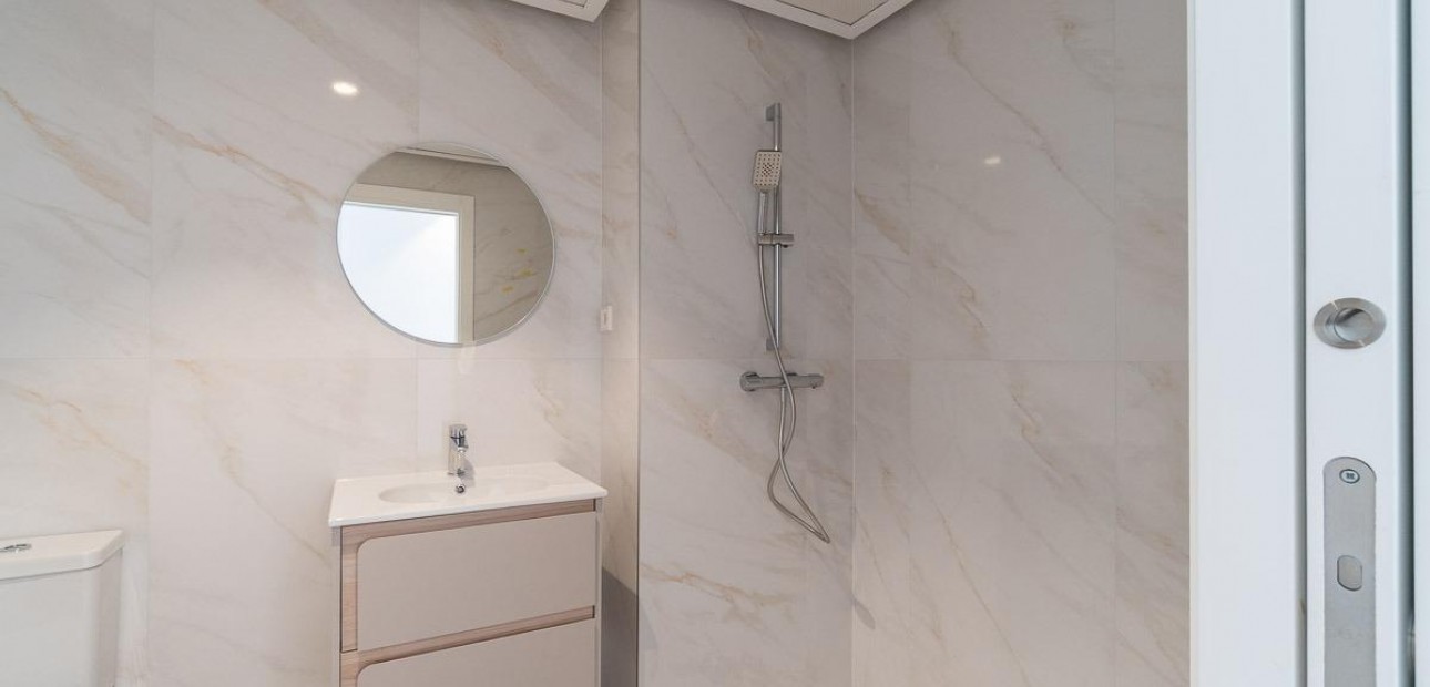 Nueva construcción  - Apartamento / piso -
Orihuela Costa - Playa Flamenca