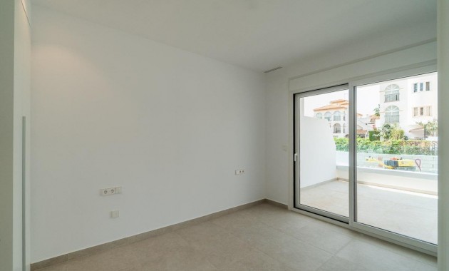 Nueva construcción  - Apartamento / piso -
Orihuela Costa - Playa Flamenca