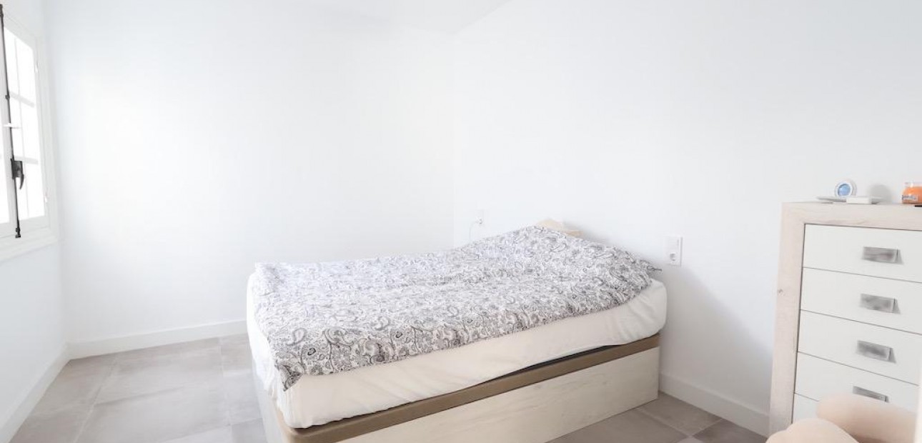 Herverkoop - Bungalow -
Benijofar - Costa blanca sur