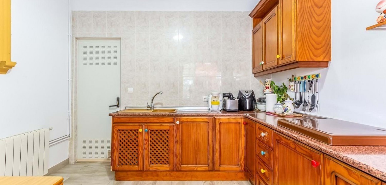 Sale - Villa -
Orihuela Costa - La Florida