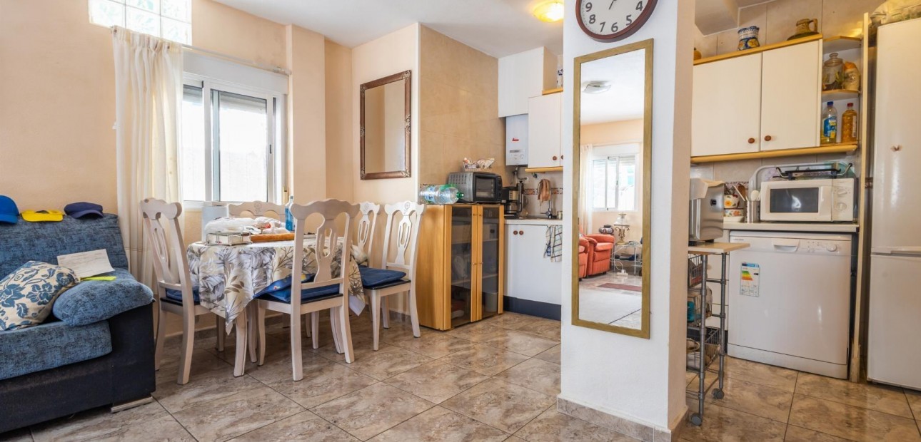 Herverkoop - Villa -
Orihuela - La Aparecida