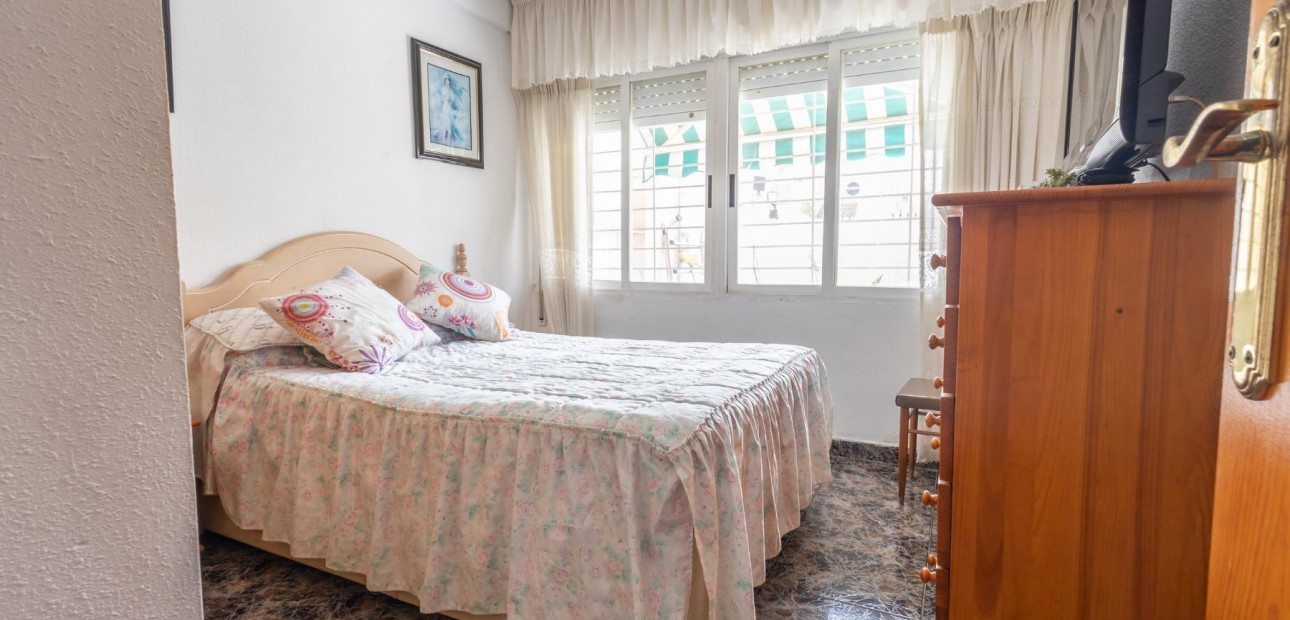 Herverkoop - Villa -
Orihuela - La Aparecida