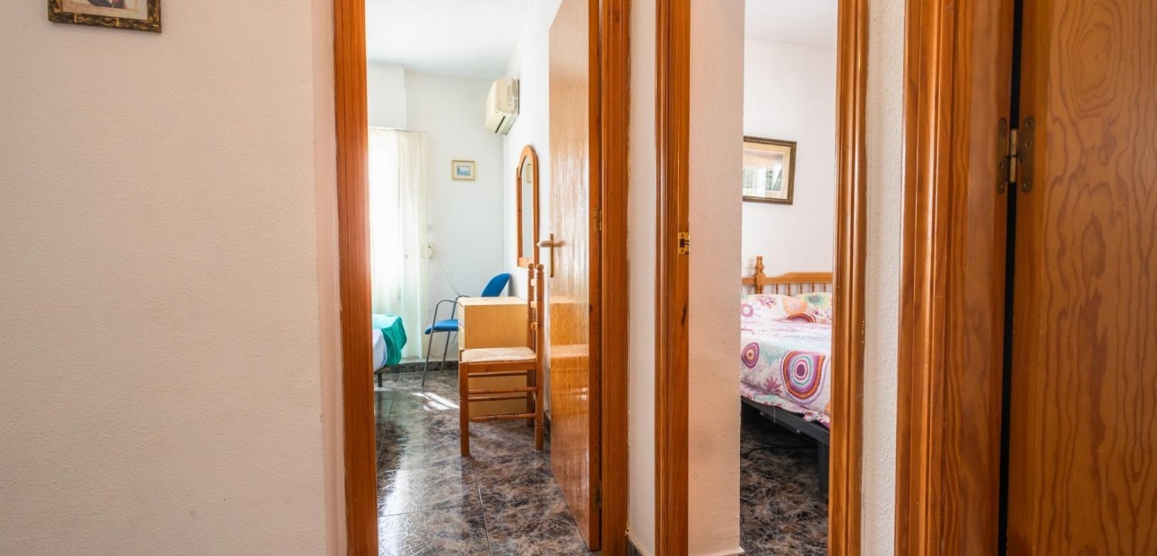Herverkoop - Villa -
Orihuela - La Aparecida