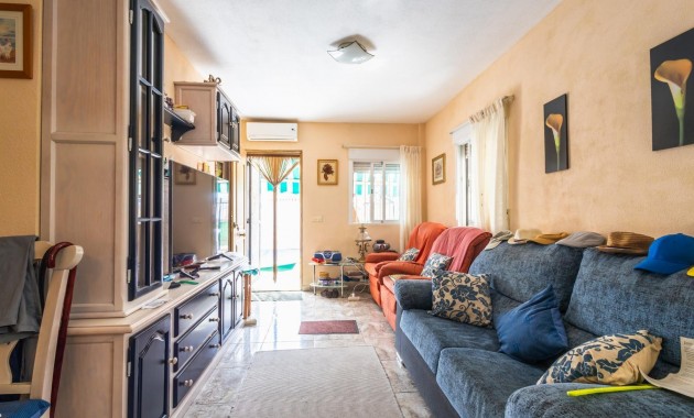 Herverkoop - Villa -
Orihuela - La Aparecida