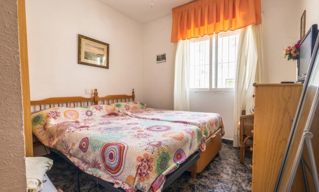 Herverkoop - Villa -
Orihuela - La Aparecida