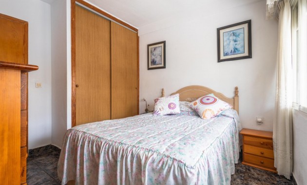 Herverkoop - Villa -
Orihuela - La Aparecida