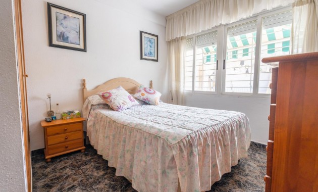 Herverkoop - Villa -
Orihuela - La Aparecida