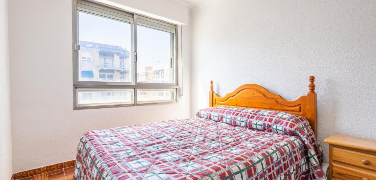 Sale - Apartment / flat -
Torrevieja - torrevieja