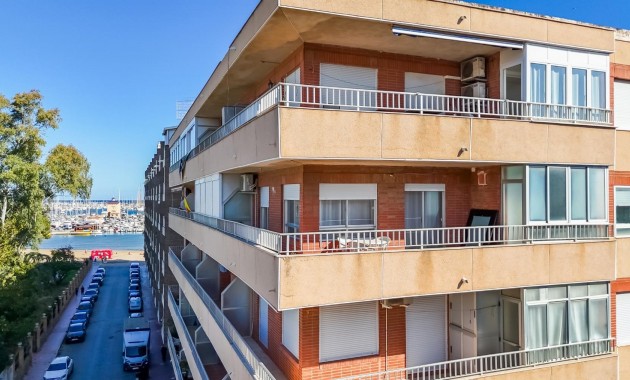Sale - Apartment / flat -
Torrevieja - torrevieja
