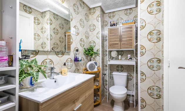 Sale - Apartment / flat -
Torrevieja - torrevieja