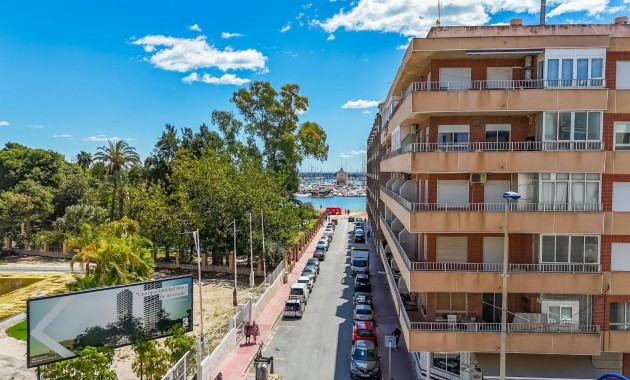 Sale - Apartment / flat -
Torrevieja - torrevieja
