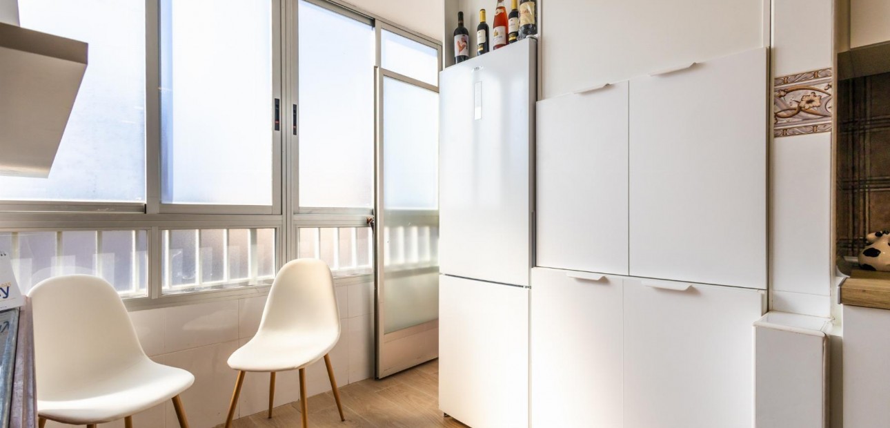 Sale - Apartment / flat -
Torrevieja - torrevieja