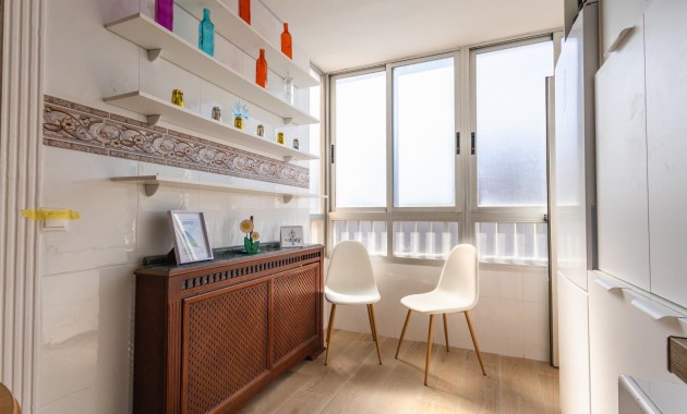 Sale - Apartment / flat -
Torrevieja - torrevieja