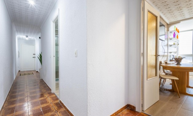Sale - Apartment / flat -
Torrevieja - torrevieja