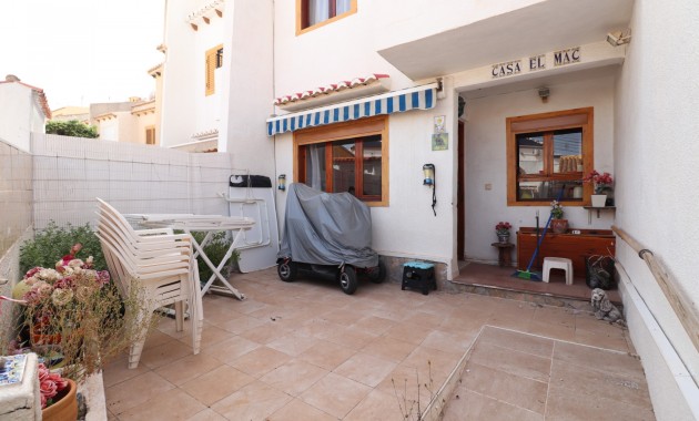 Venta - Adosado -
Orihuela Costa - Los Balcones