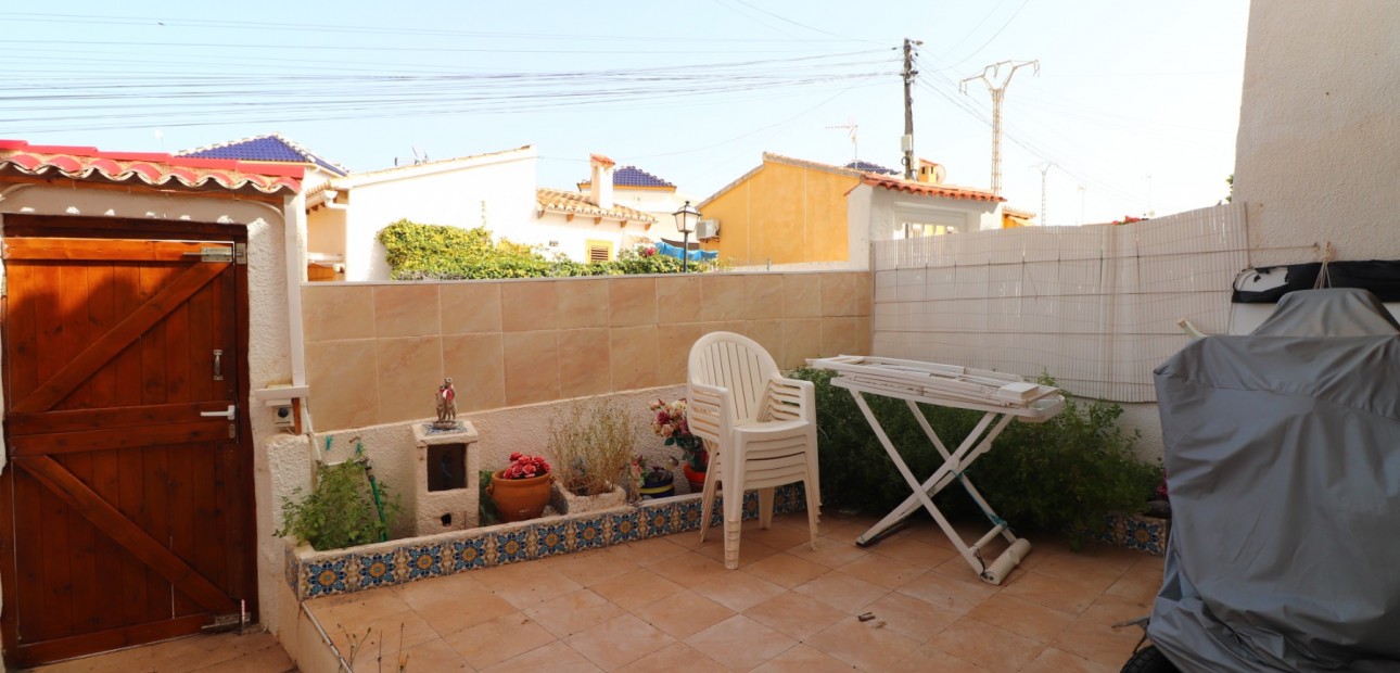 Venta - Adosado -
Orihuela Costa - Los Balcones
