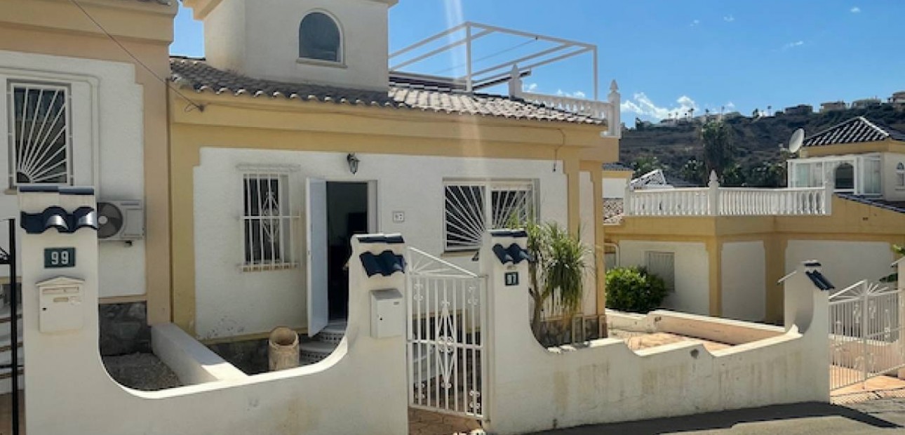 Herverkoop - Villa -
Ciudad Quesada