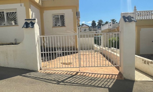 Herverkoop - Villa -
Ciudad Quesada