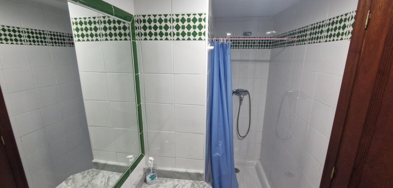 Sale - Apartment / flat -
Torrevieja - Los Frutales