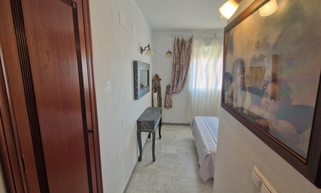 Sale - Apartment / flat -
Torrevieja - Los Frutales