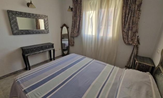 Sale - Apartment / flat -
Torrevieja - Los Frutales