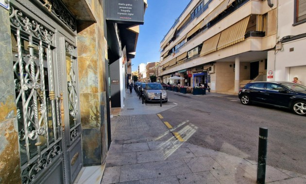 Sale - Apartment / flat -
Torrevieja - torrevieja