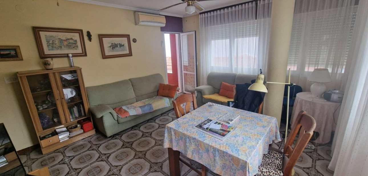 Sale - Apartment / flat -
Torrevieja - torrevieja