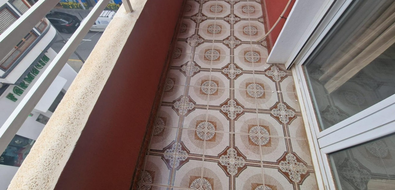 Sale - Apartment / flat -
Torrevieja - torrevieja