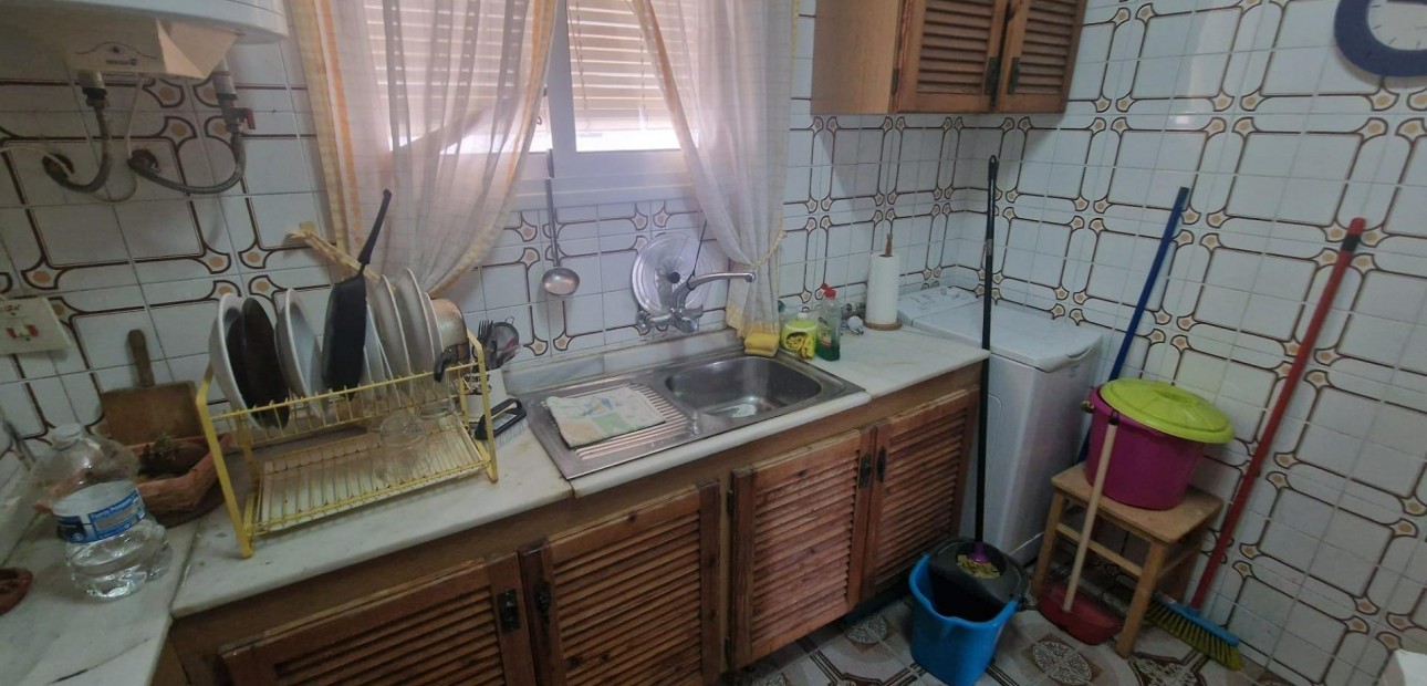 Sale - Apartment / flat -
Torrevieja - torrevieja