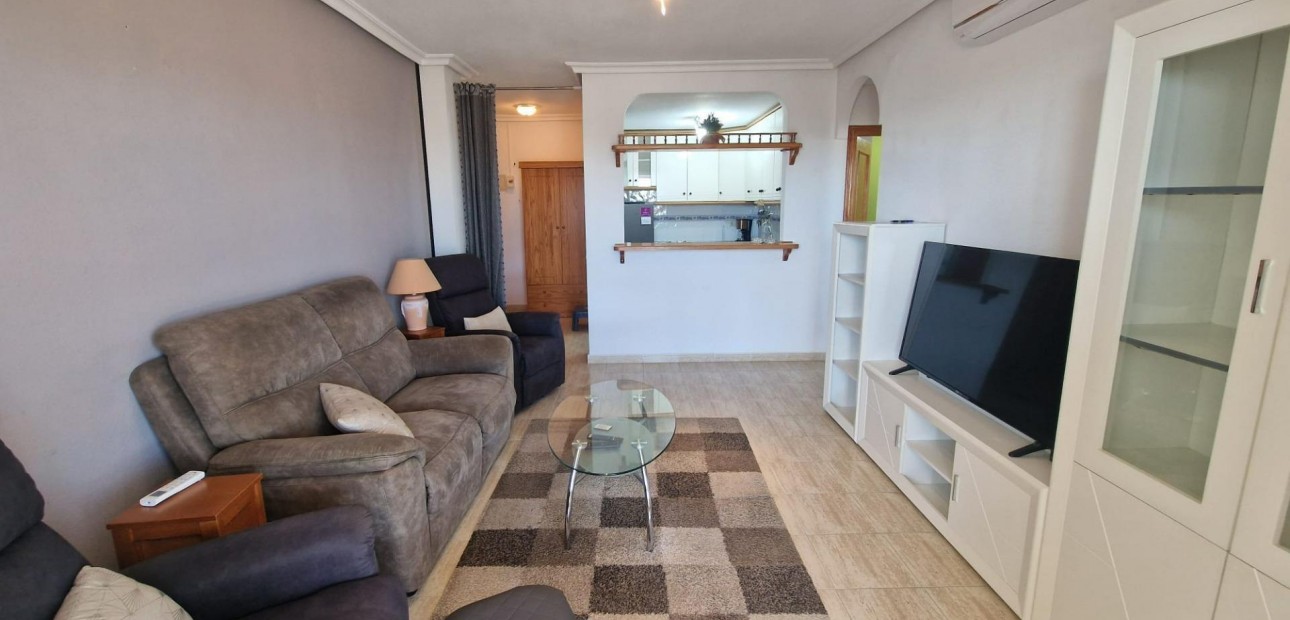 Sale - Apartment / flat -
Torrevieja - La Mata
