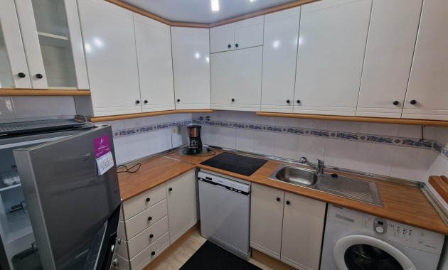 Sale - Apartment / flat -
Torrevieja - La Mata