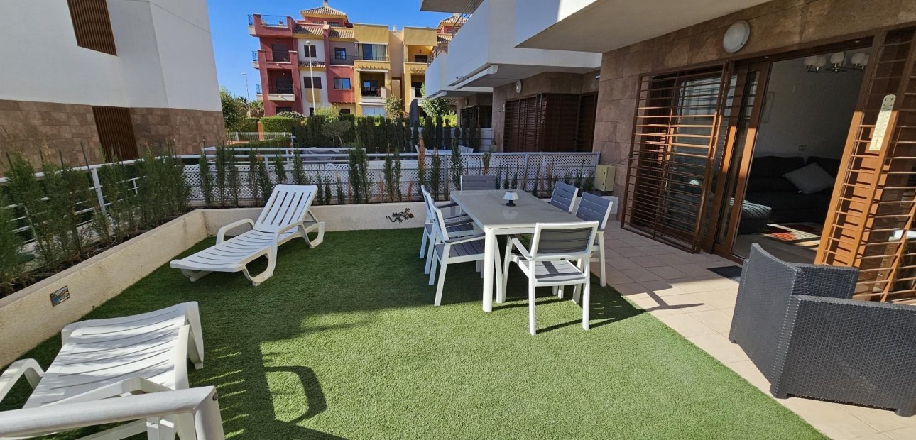 Venta - Apartamento / piso -
Torrevieja - La veleta