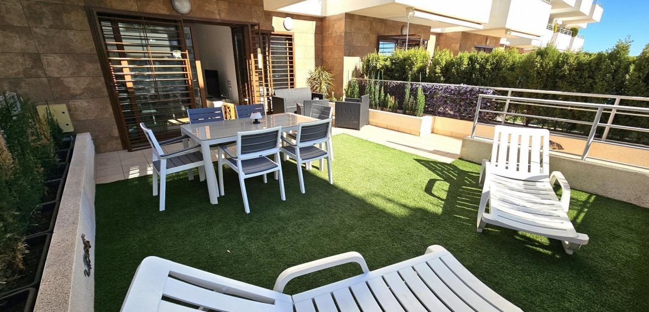 Venta - Apartamento / piso -
Torrevieja - La veleta