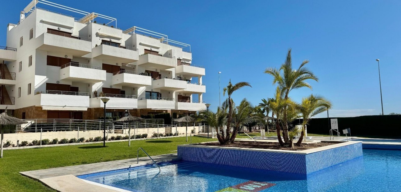 Venta - Apartamento / piso -
Torrevieja - La veleta