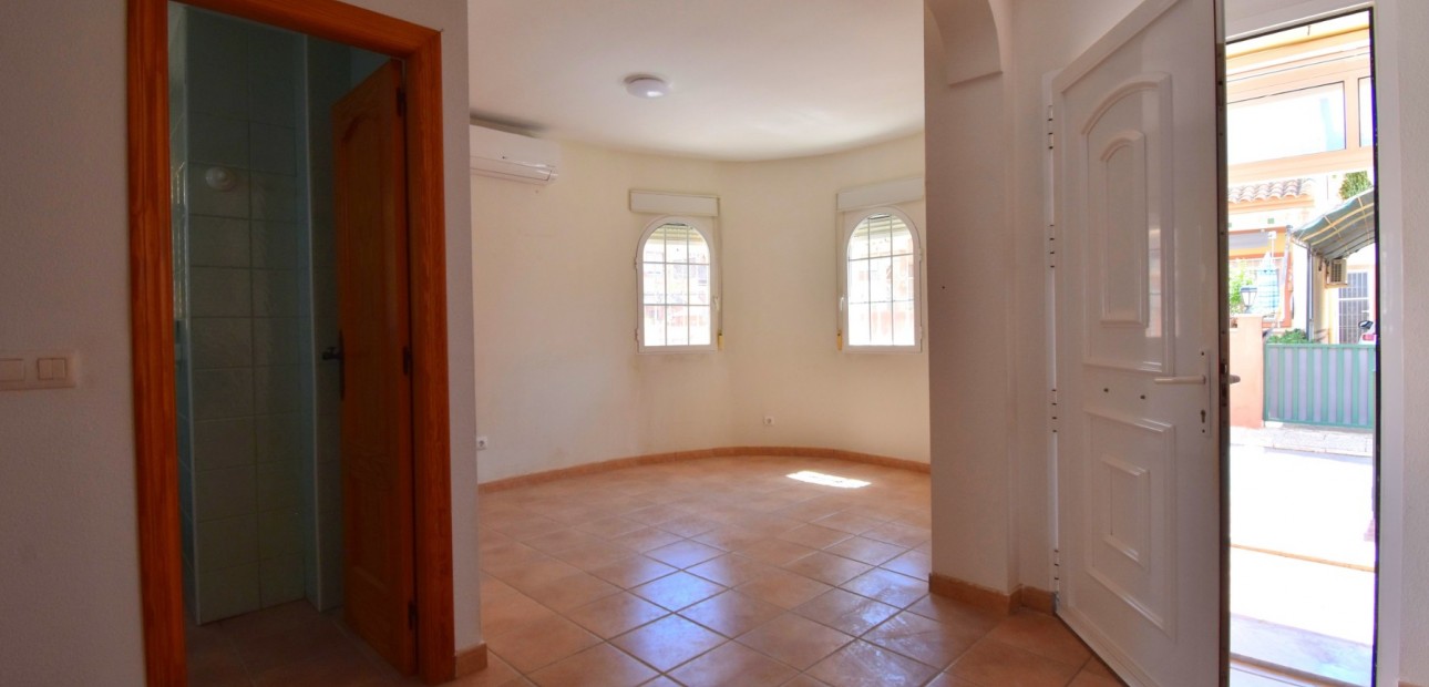 Herverkoop - Detached Villa -
Orihuela Costa - Playa Flamenca