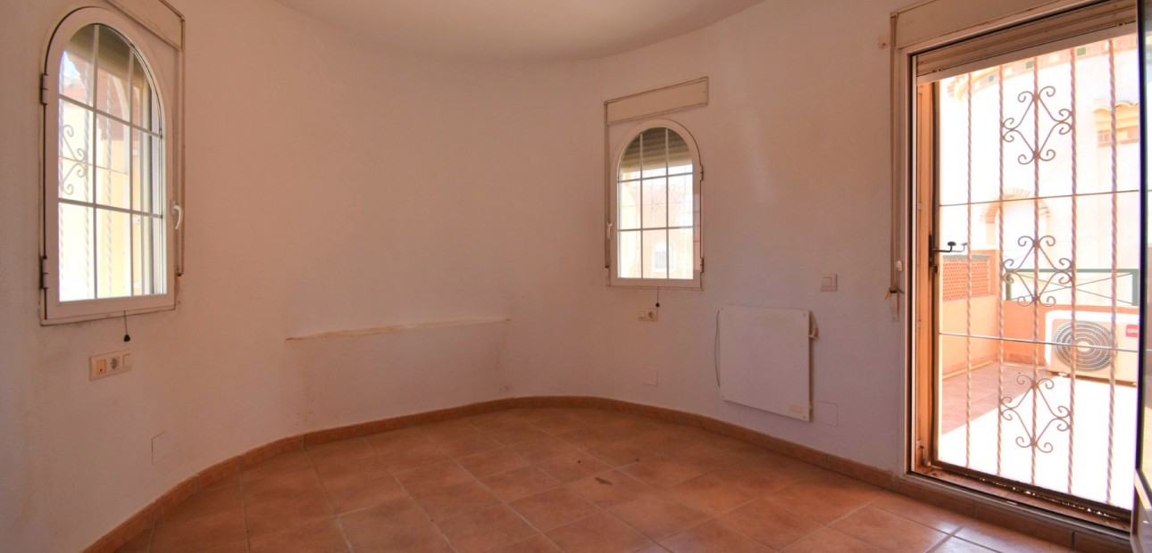 Herverkoop - Detached Villa -
Orihuela Costa - Playa Flamenca