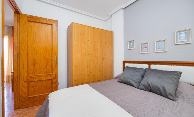 Herverkoop - Appartement / flat -
Torrevieja - torrevieja