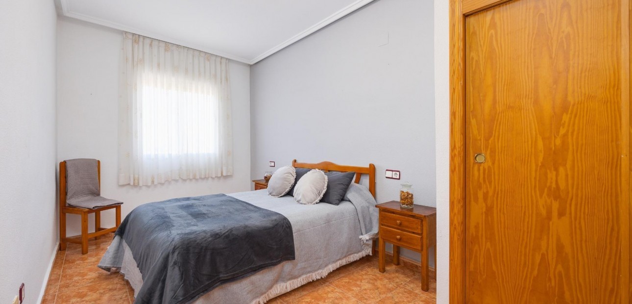 Herverkoop - Appartement / flat -
Torrevieja - torrevieja