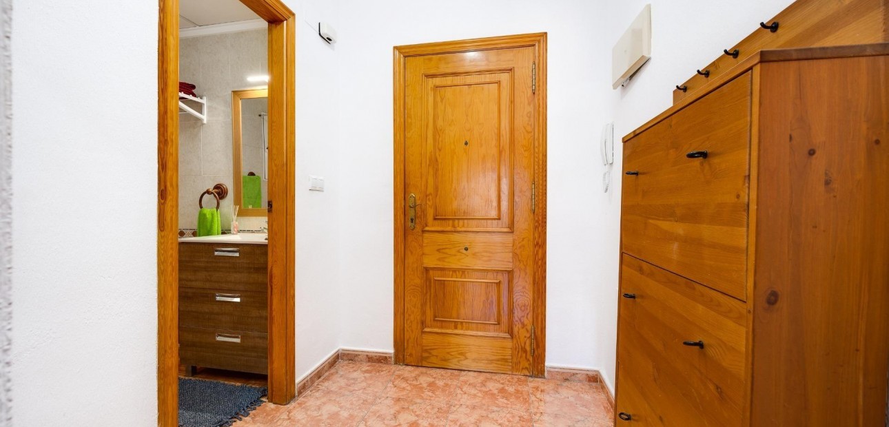 Herverkoop - Appartement / flat -
Torrevieja - torrevieja