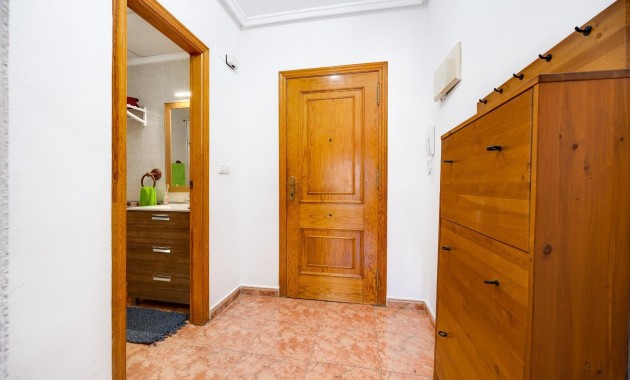 Herverkoop - Appartement / flat -
Torrevieja - torrevieja