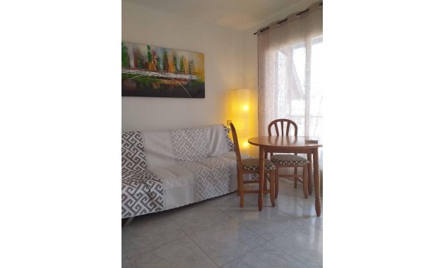 Venta - Apartamento / piso -
Torrevieja - Cabo cervera