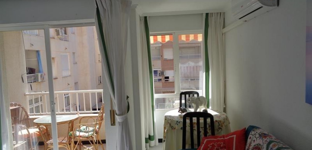 Venta - Studio -
Torrevieja - Playa del cura